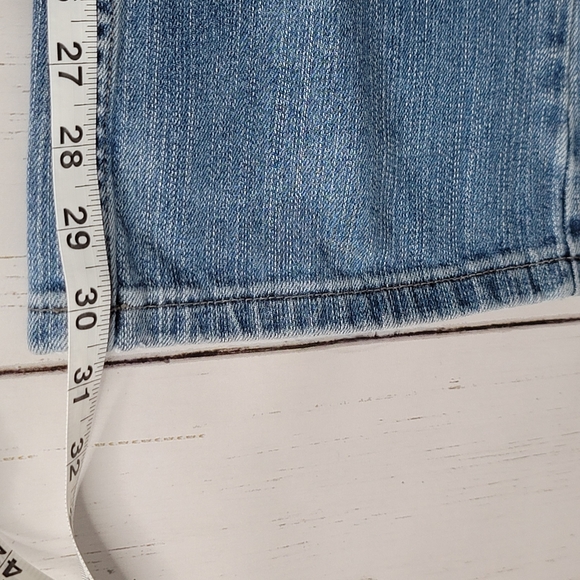 DKNY SOHO JEAN Flaired Boot Cut Light Wash Denim Jeans Women's Size 6R - Picture 16 of 16